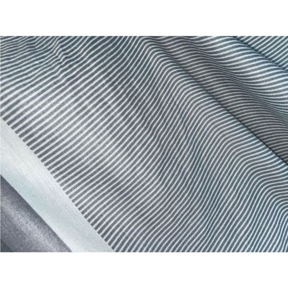 Striped Scarf by: GAP - Bid Now = Discounted Shipping - Picture 9 of 10